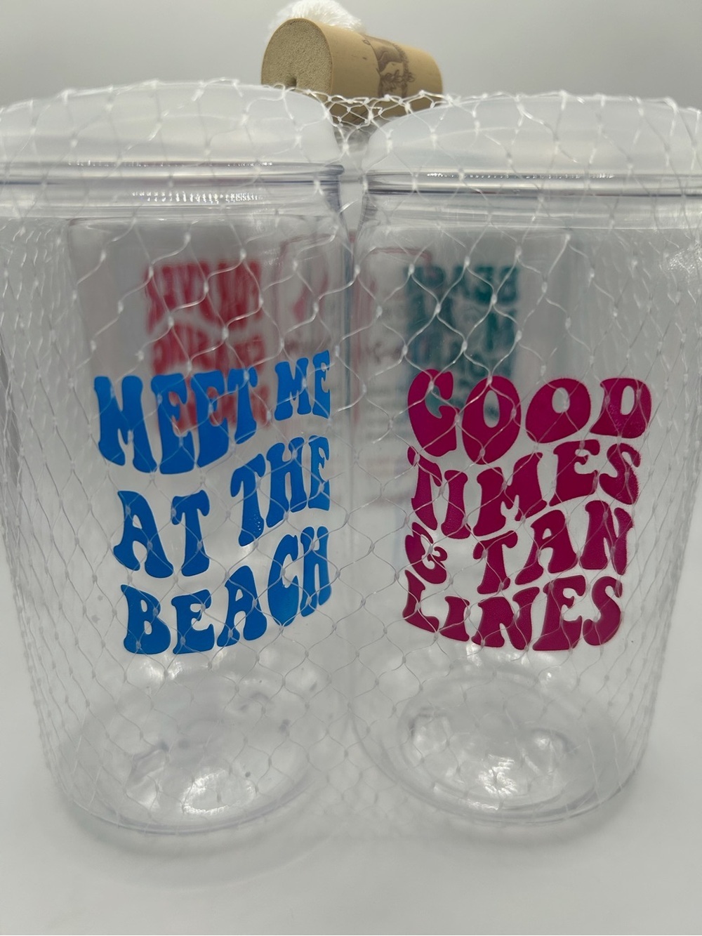 NWT Beach Themed Plastic Can Cups with Lid 16oz - Set of 4